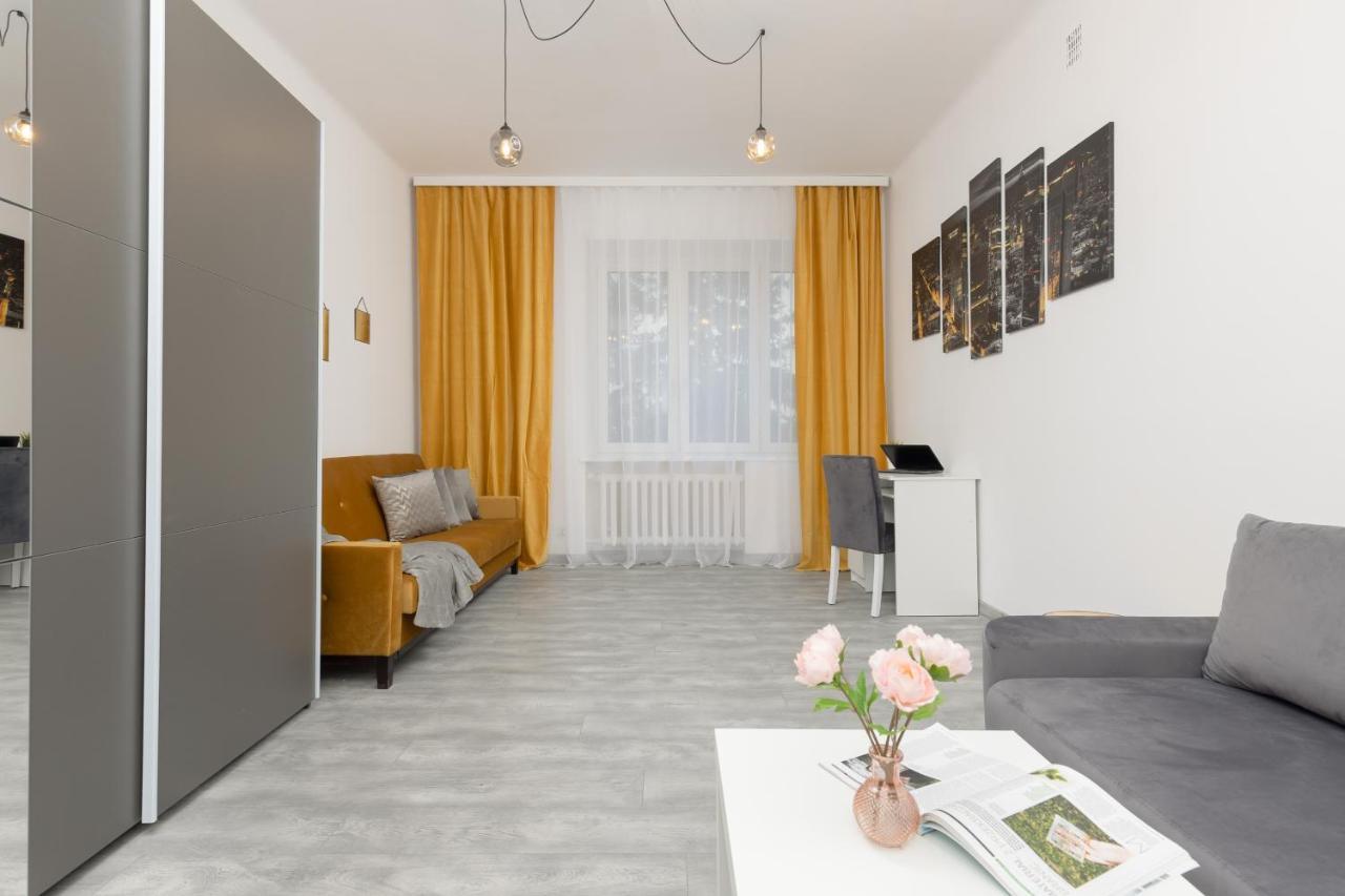 Metro Plac Wilsona Apartments Mickiewicza By Noclegi Renters Варшава Экстерьер фото
