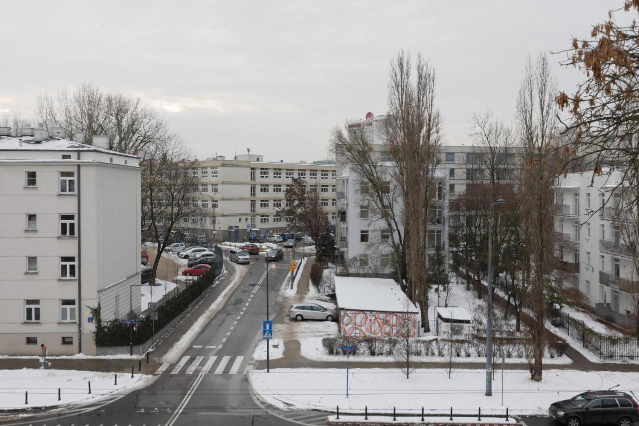 Metro Plac Wilsona Apartments Mickiewicza By Noclegi Renters Варшава Экстерьер фото
