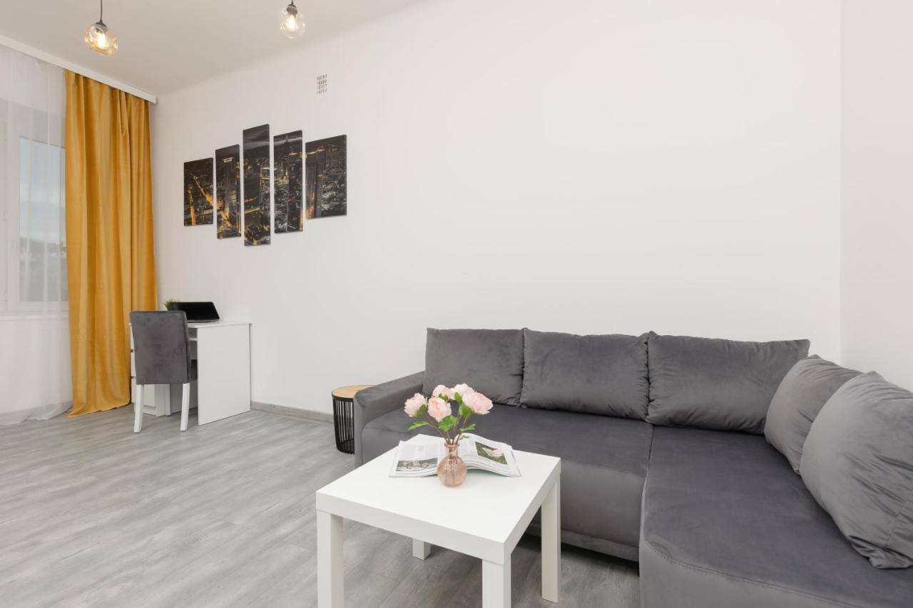 Metro Plac Wilsona Apartments Mickiewicza By Noclegi Renters Варшава Экстерьер фото