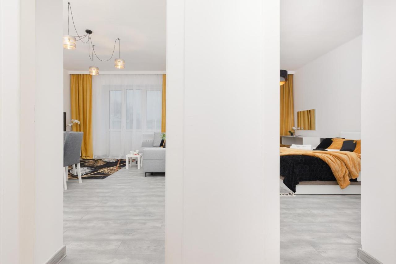 Metro Plac Wilsona Apartments Mickiewicza By Noclegi Renters Варшава Экстерьер фото