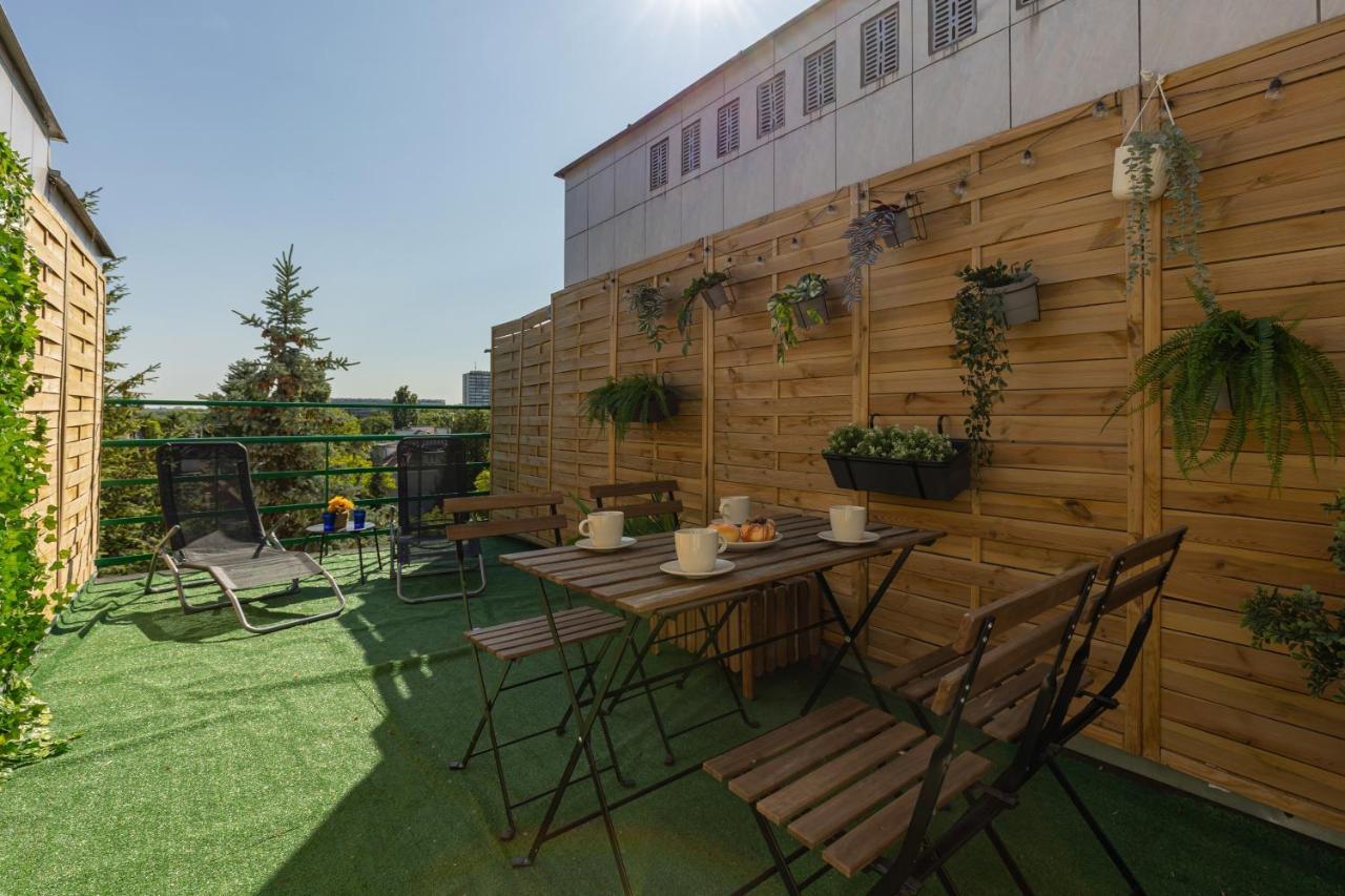 Metro Plac Wilsona Apartments Mickiewicza By Noclegi Renters Варшава Экстерьер фото