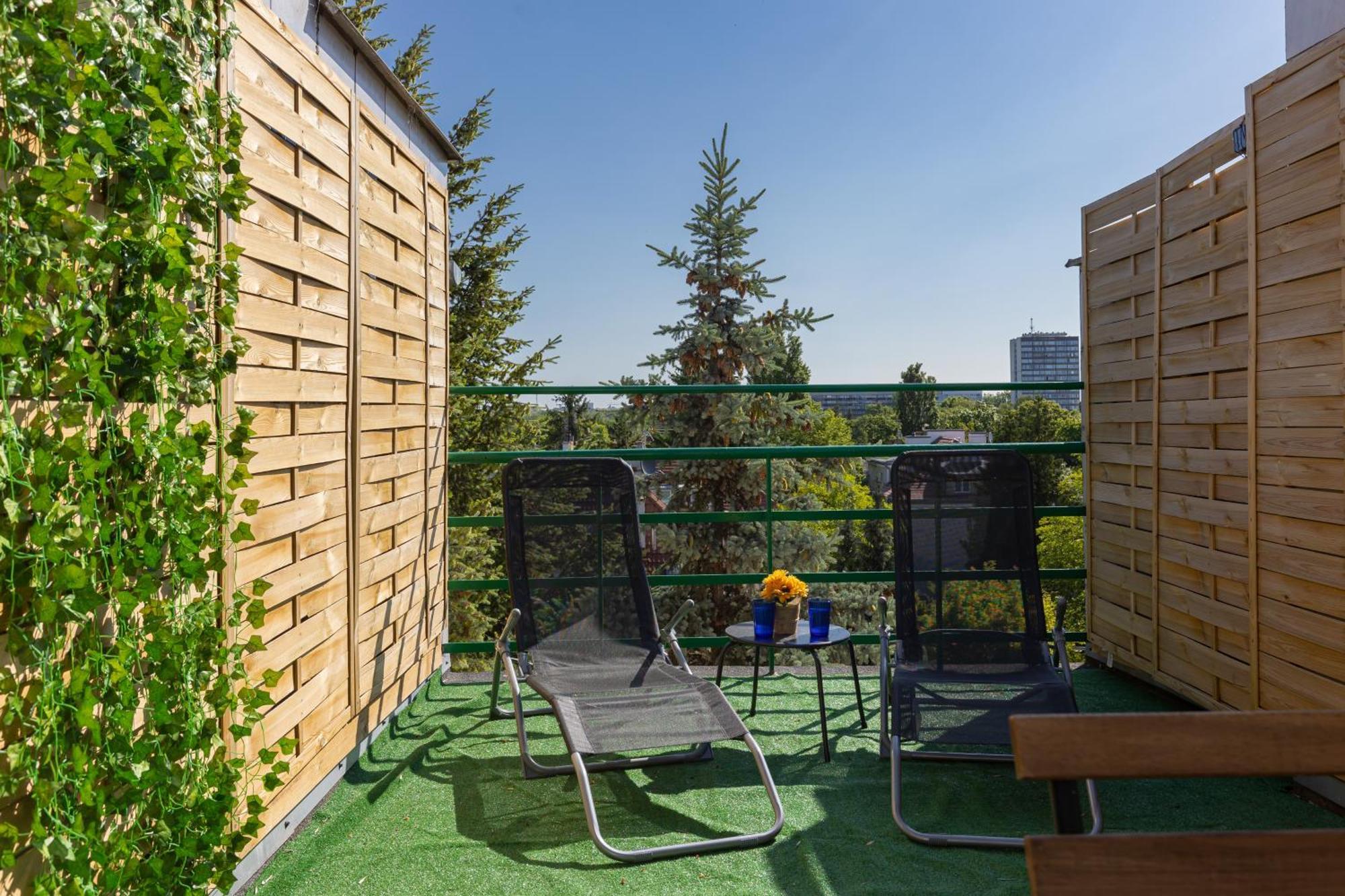 Metro Plac Wilsona Apartments Mickiewicza By Noclegi Renters Варшава Экстерьер фото